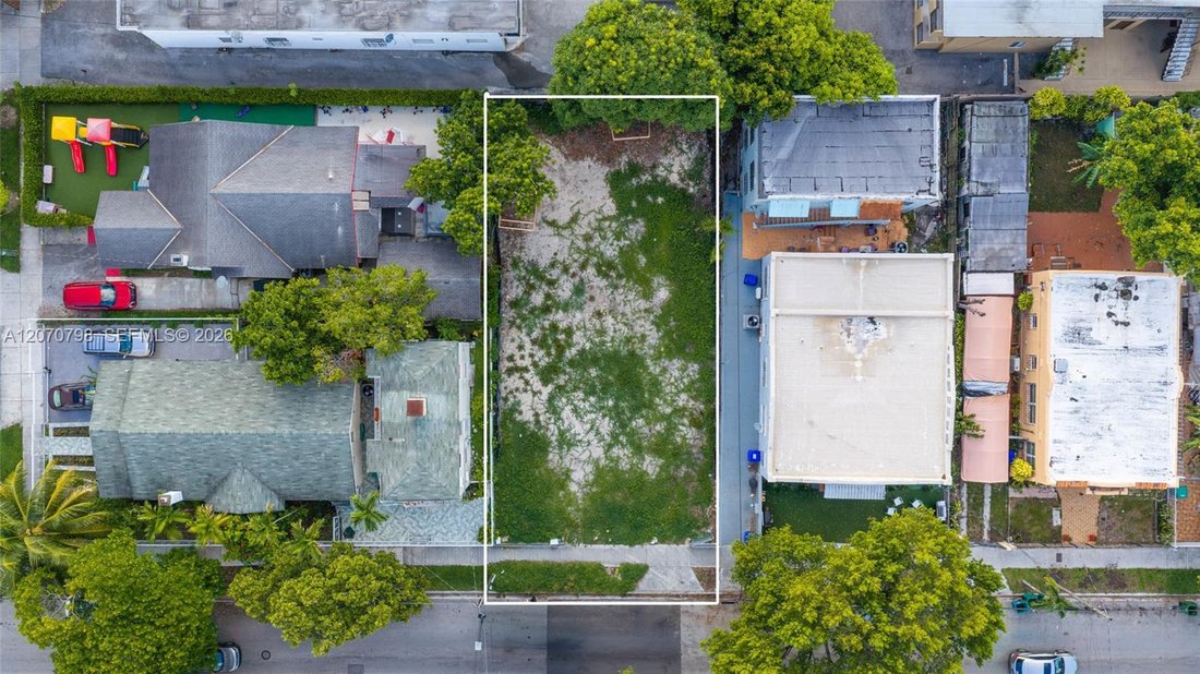 Land in Miami, Florida, United States 2 - 18664308