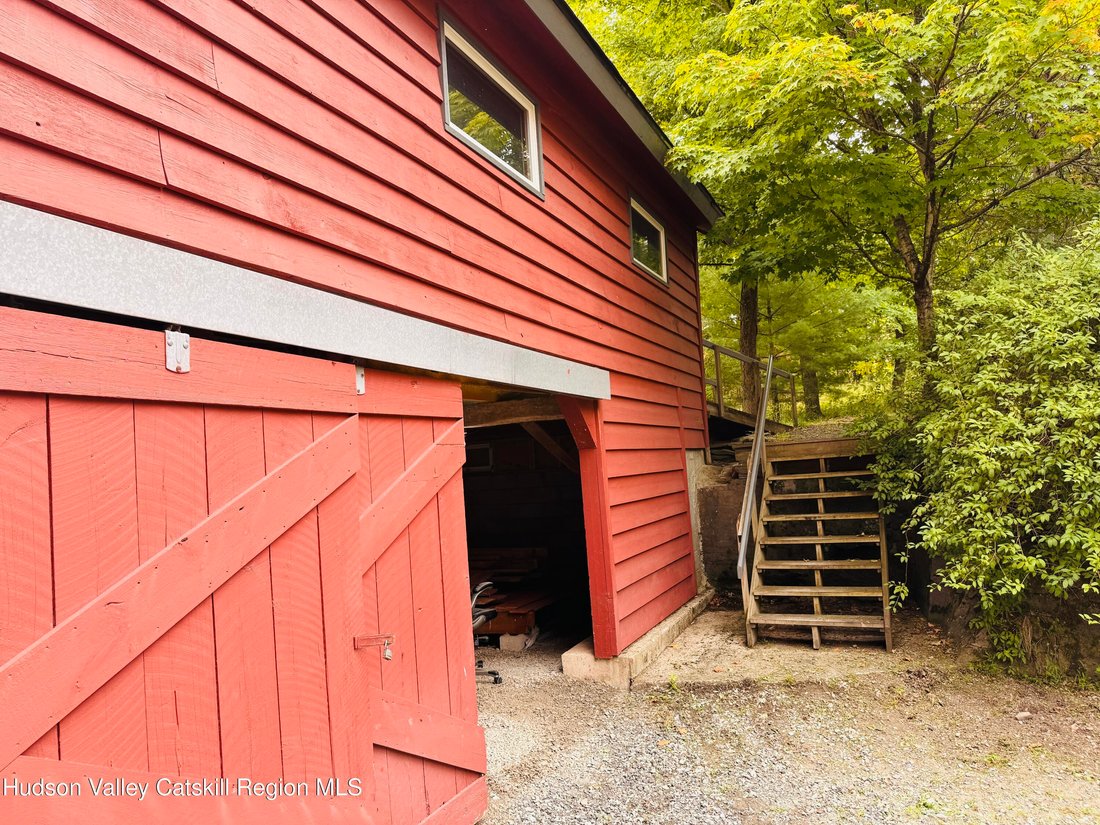 House in Saugerties, New York, United States 3 - 18666504
