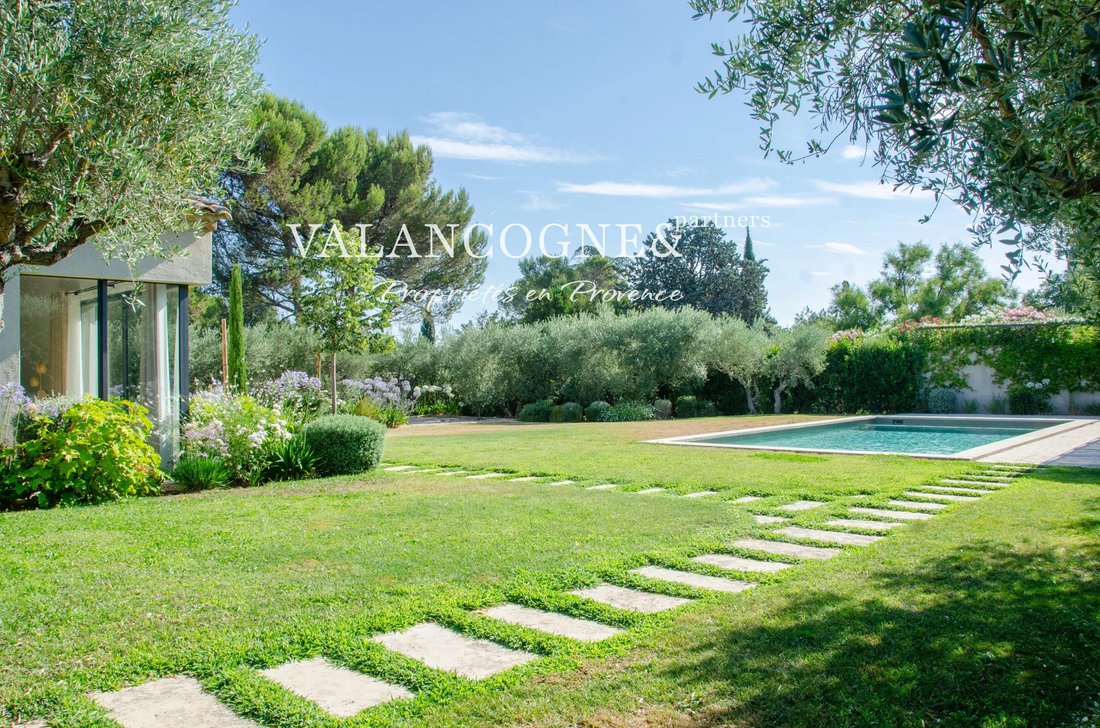 Casa a Eygalières, Provenza-Alpi-Costa Azzurra, Francia 4 - 18541110