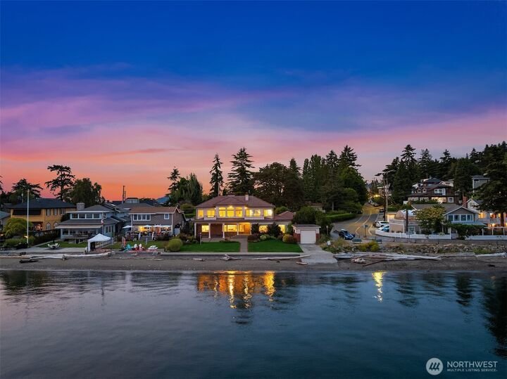 Maison à Burien, Washington, États-Unis 1 - 18670552