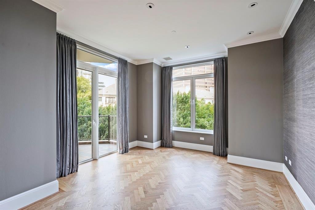 Condo in Dallas, Texas, United States 2 - 18664080