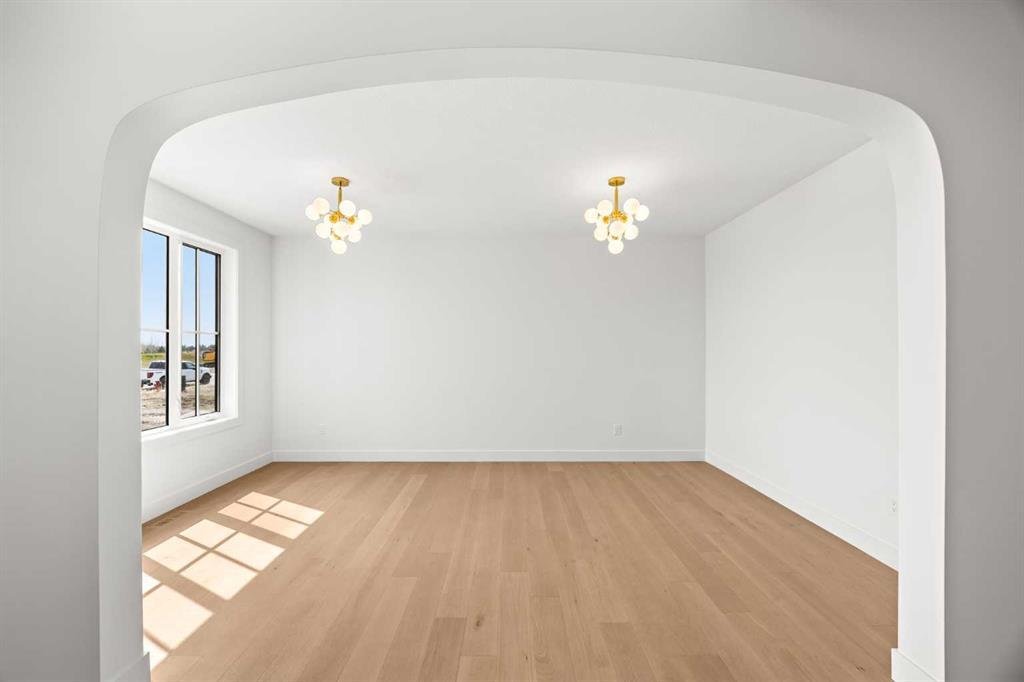 House in Calgary, Alberta, Canada 3 - 18665256