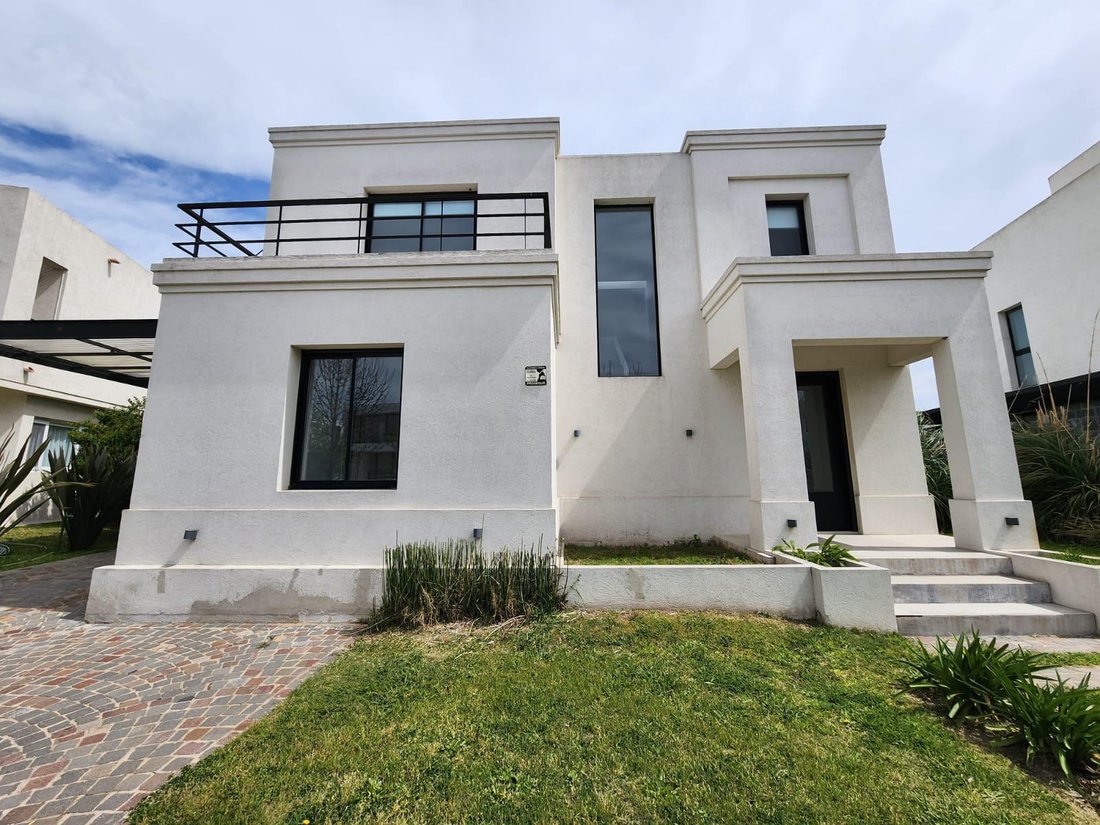 House in Tigre, Buenos Aires Province, Argentina 2 - 18667210