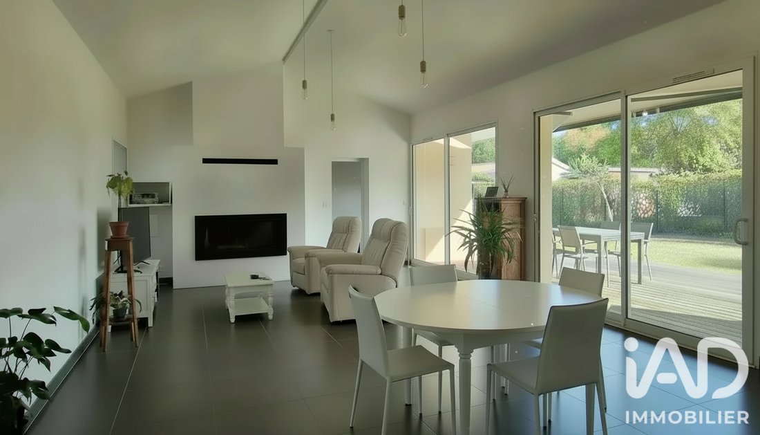 House in Saint-Selve, Nouvelle-Aquitaine, France 3 - 18668222