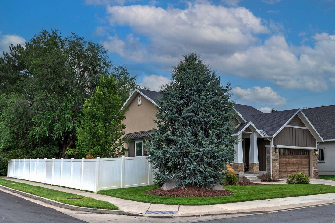 House in Holladay, Utah, United States 2 - 18662282