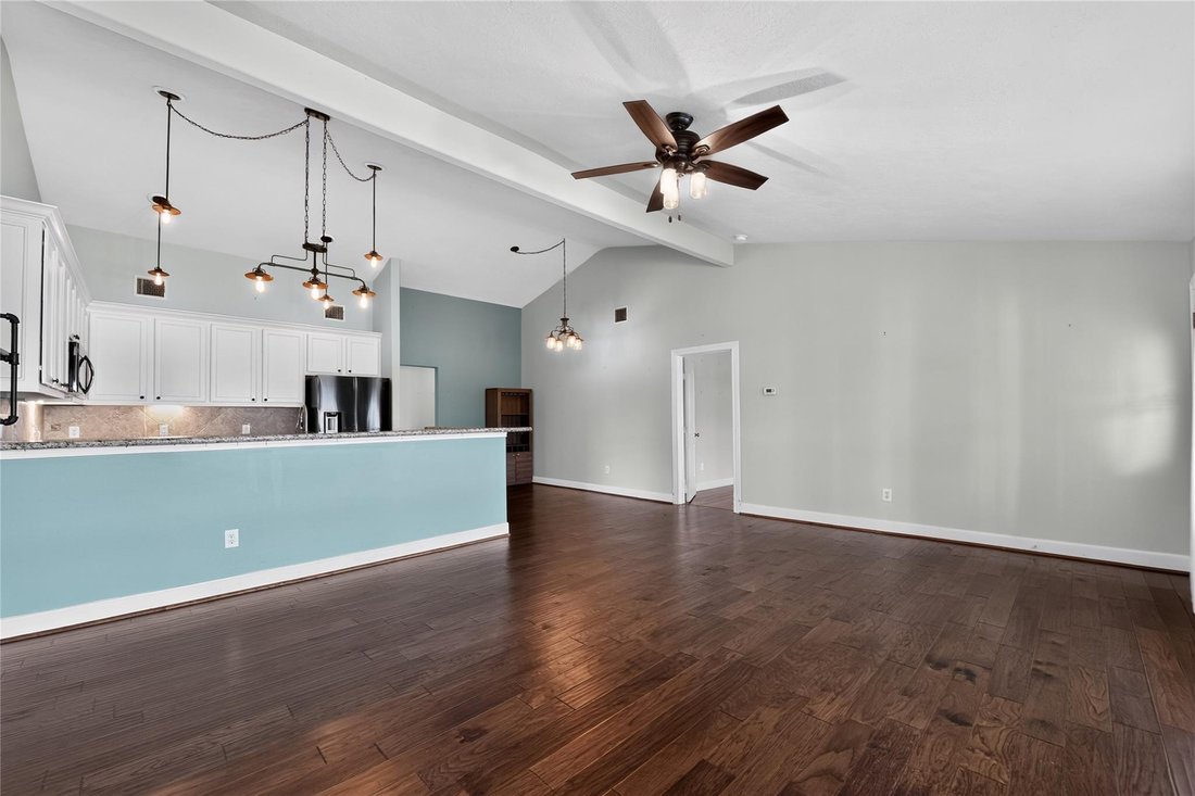 House in Dickinson, Texas, United States 2 - 18668030