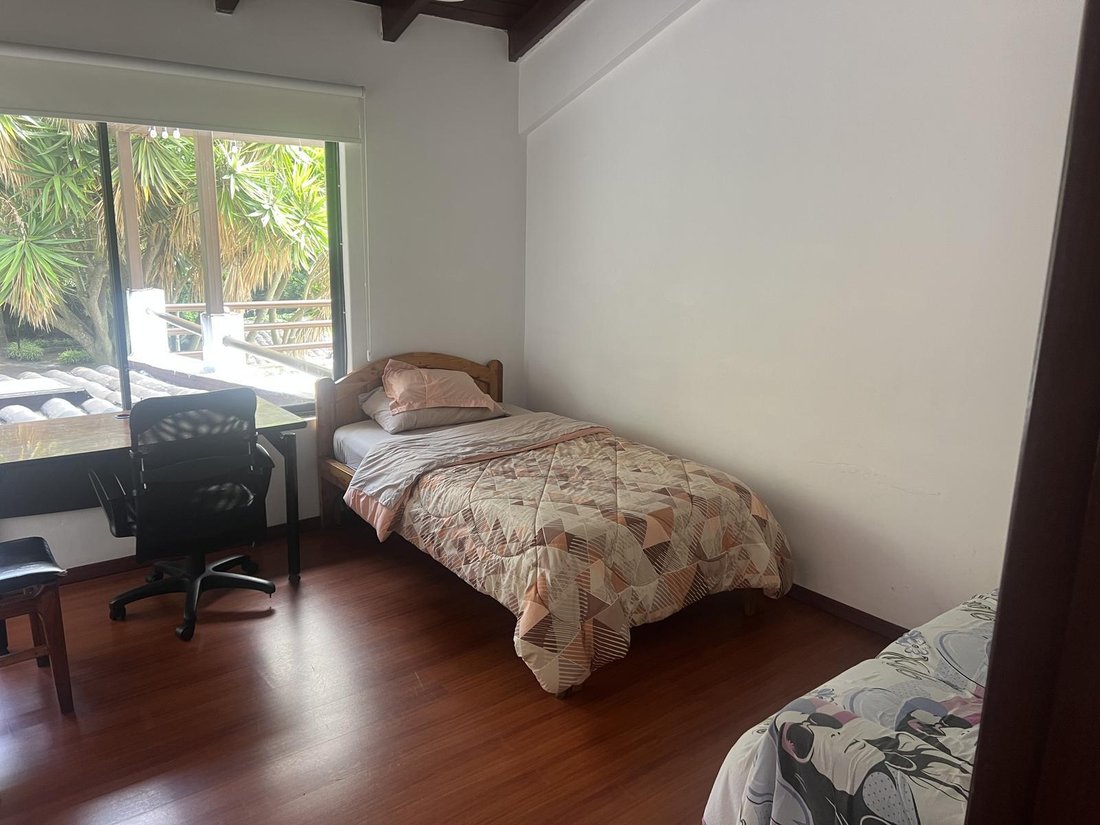 Land in Quito, Pichincha, Ecuador 5 - 18661688