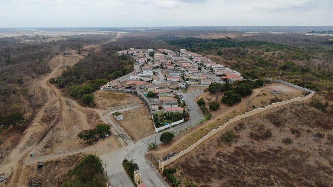 Land in Guayaquil, Guayas, Ecuador 5 - 18659958