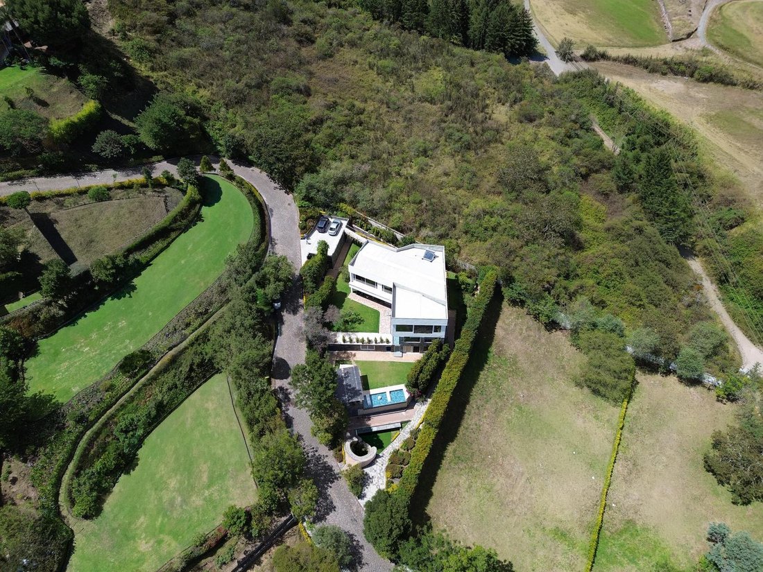 House in Quito, Pichincha, Ecuador 4 - 18660386