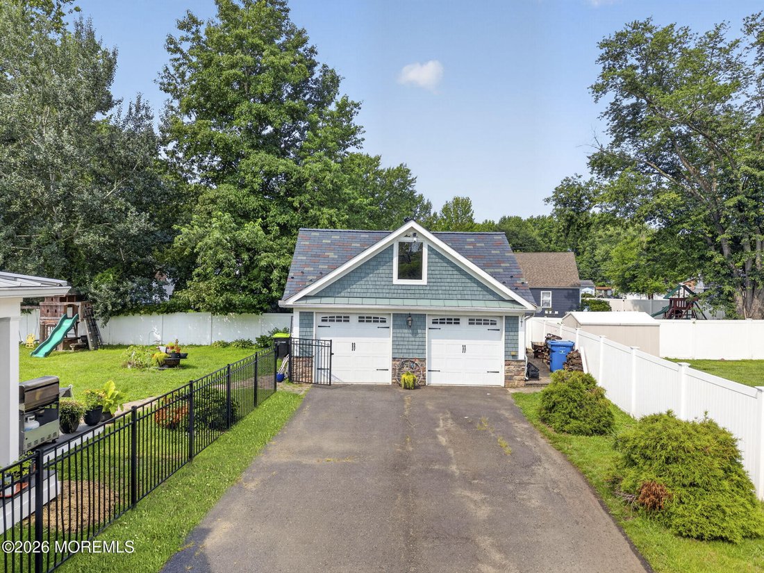 House in Monroe Township, New Jersey, United States 4 - 18665908