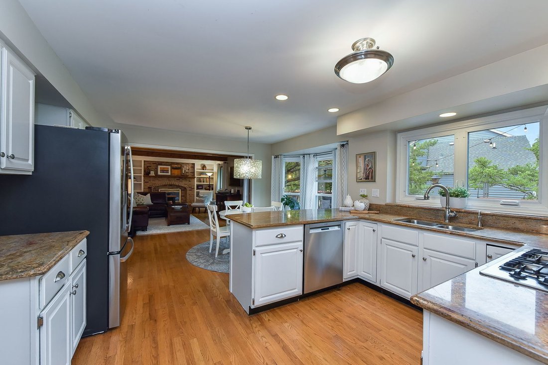 House in Carol Stream, Illinois, United States 5 - 18659763