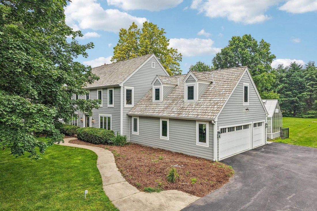 House in Delafield, Wisconsin, United States 2 - 18656427