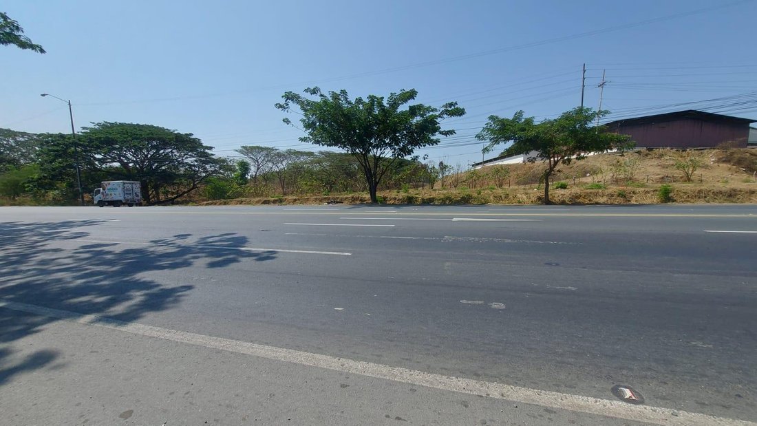 Land in Guayaquil, Guayas, Ecuador 4 - 18661205