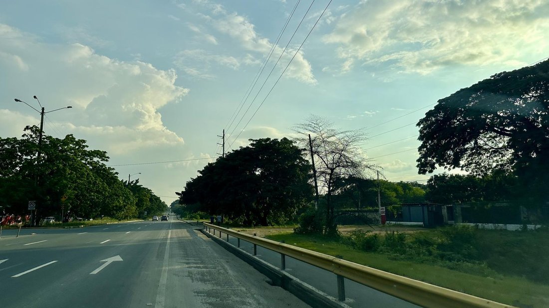 Land in Guayaquil, Guayas, Ecuador 1 - 18660780