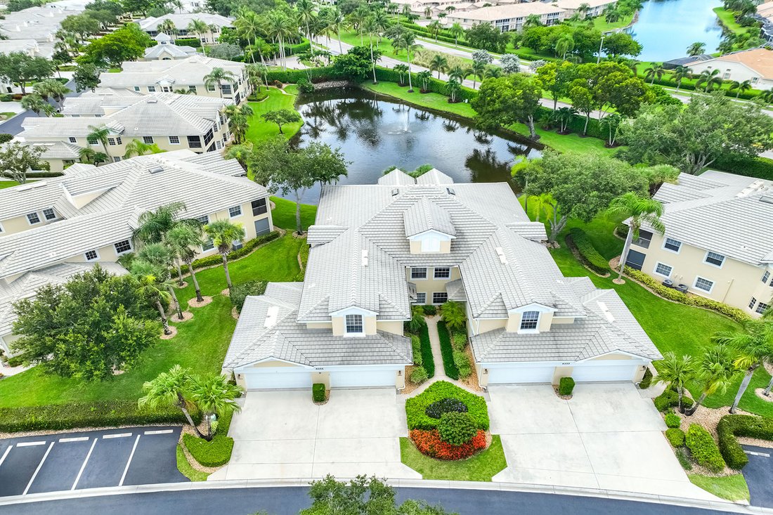 Condo in Naples, Florida, United States 1 - 18666439