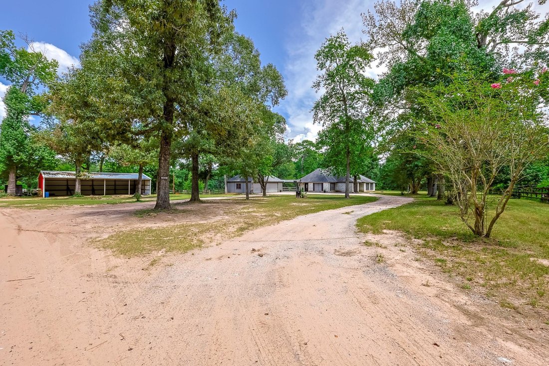 House in Magnolia, Texas, United States 2 - 18664236