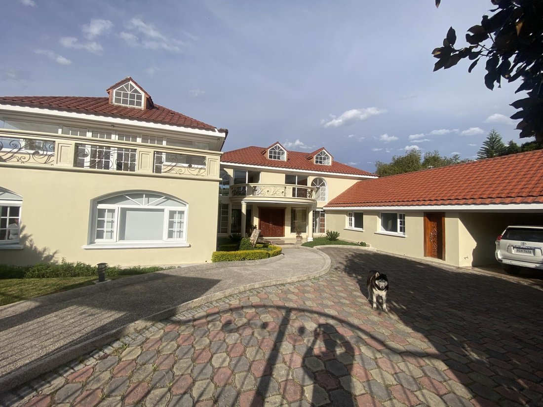 House in Quito, Pichincha, Ecuador 1 - 18660421