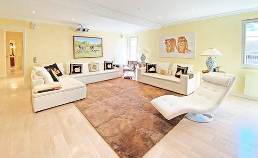 Apartamento en Zone Ouest Urbaine, San Tropez, Francia 1