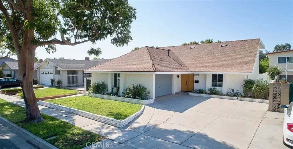 House in Cerritos, California, United States 1 - 18663942