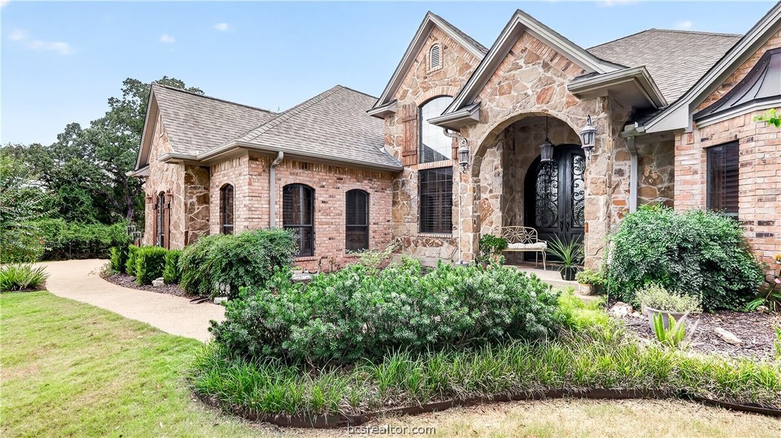 House in College Station, Texas, United States 3 - 18669557