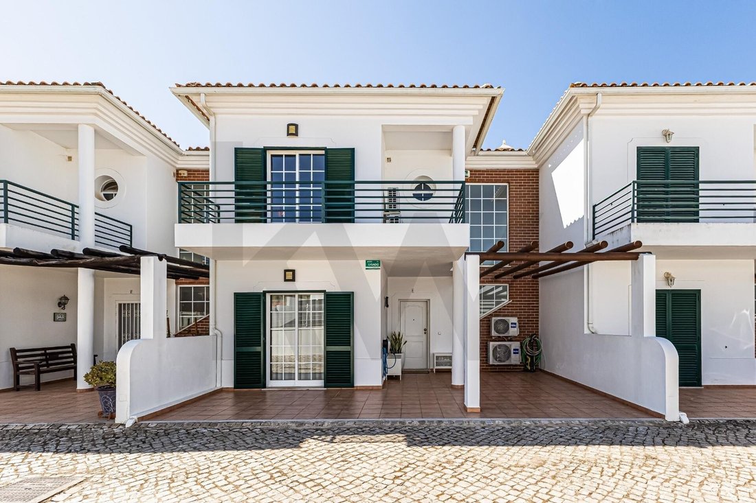 Townhouse in Alcantarilha, Algarve, Portugal 3 - 18666661