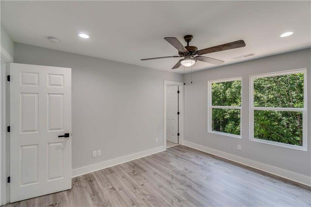 Snellville, Georgia, United States 5 - 18663720