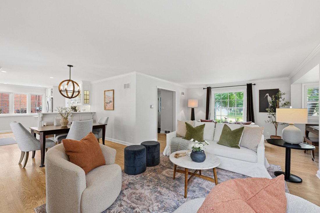 House in Fox Point, Wisconsin, United States 2 - 18670313