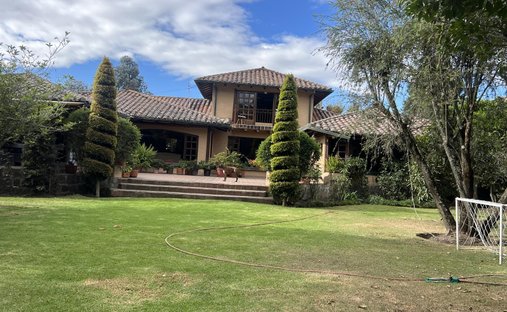 Haus in Quito, Provinz Pichincha, Ecuador 1