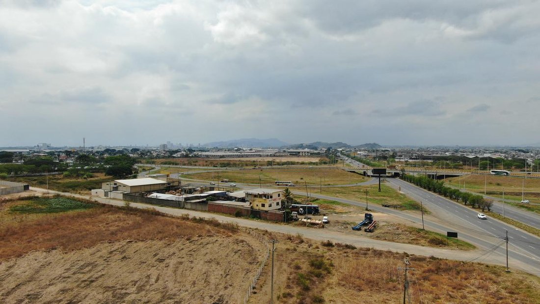 Land in Duran, Guayas, Ecuador 4 - 18660254