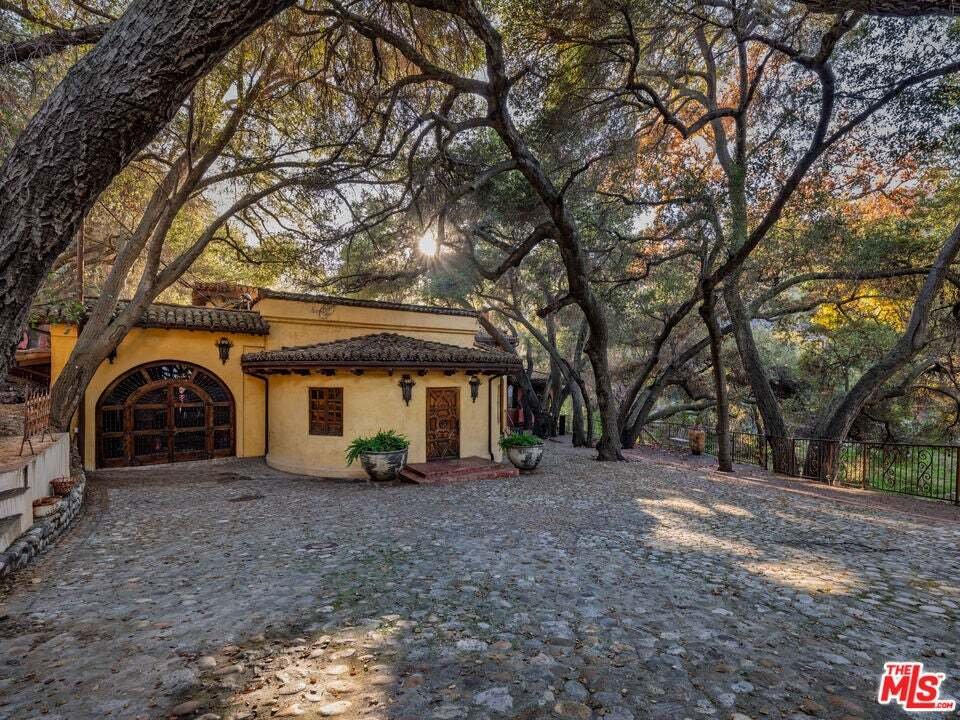 House in Topanga, California, United States 3 - 18661974