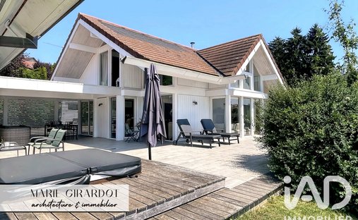 Haus in Vaulx, Auvergne-Rhone-Alpen, Frankreich 1