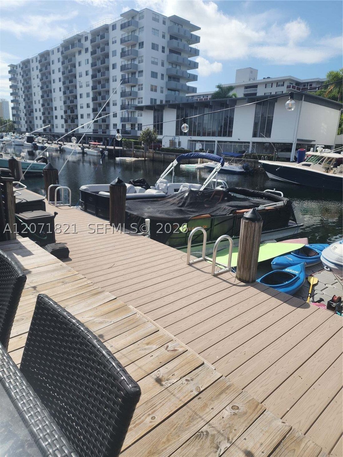 Townhouse in Golden Beach, Florida, United States 2 - 18669012