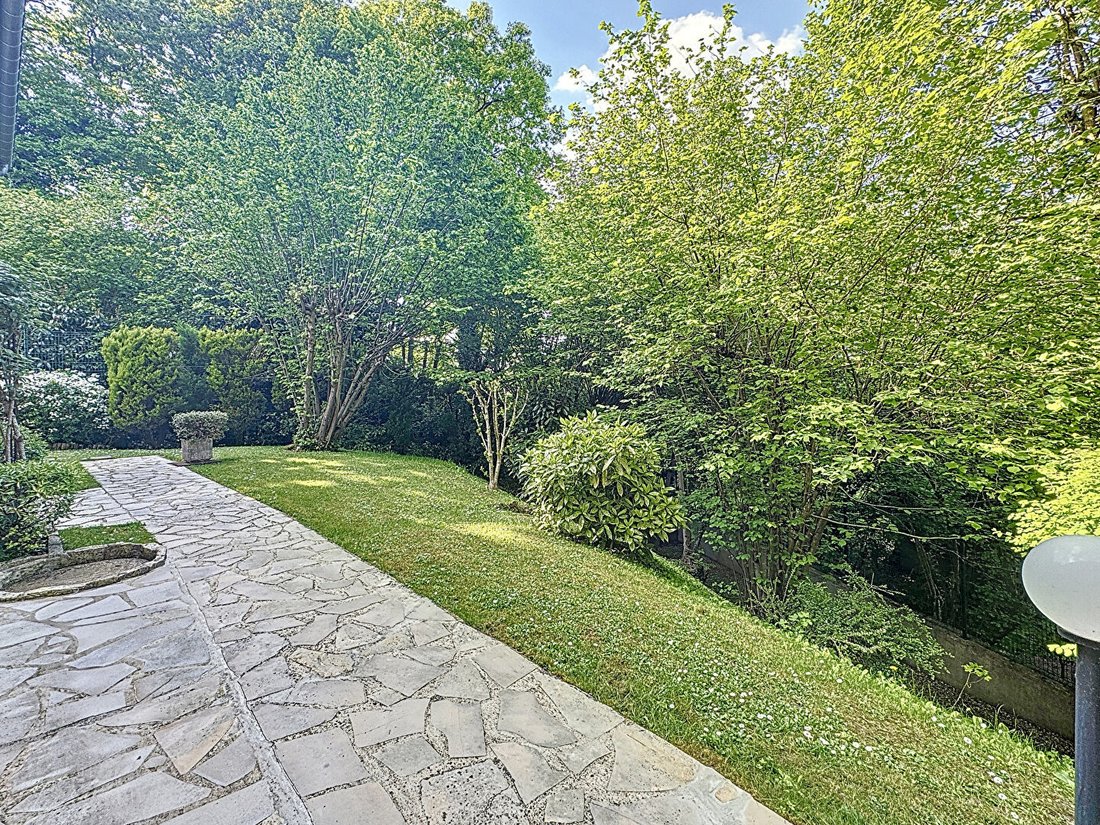 Villa in Ouest, Igny, France 3 - 18664703