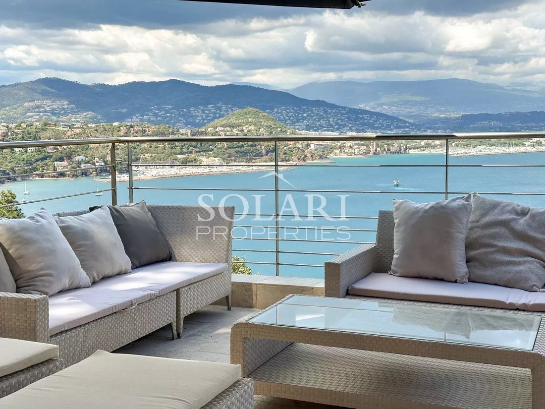 Villa in Théoule-sur-Mer, Provence-Alpes-Côte d'Azur, France 5 - 15663777