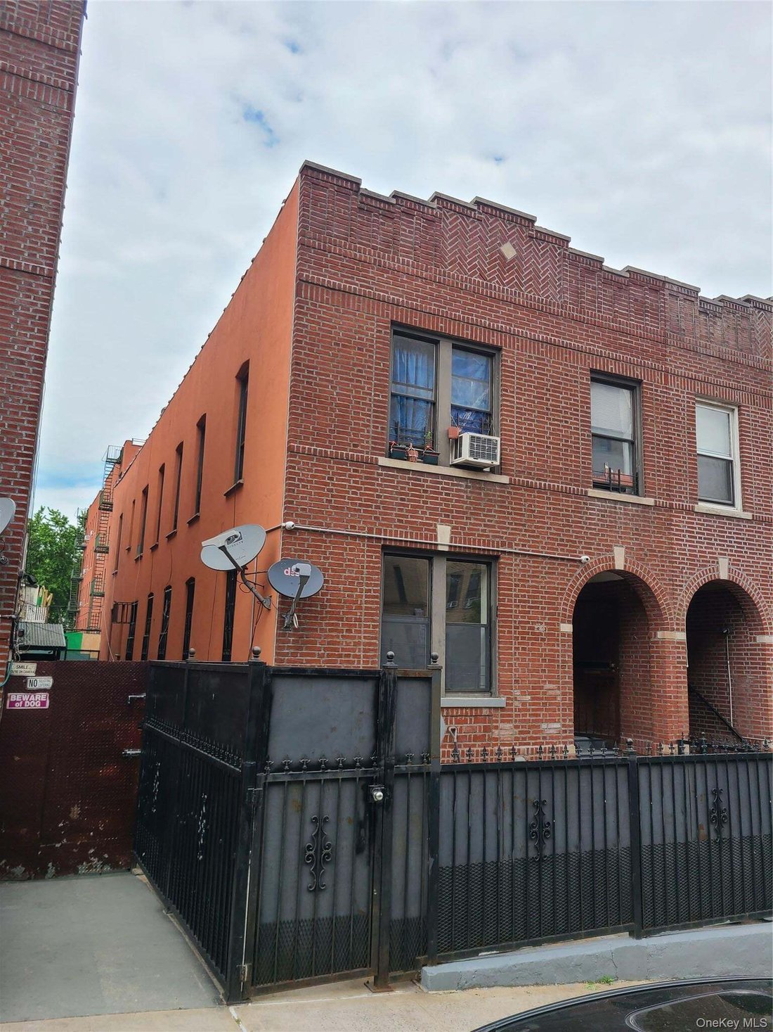 House in New York, New York, United States 2 - 18662062