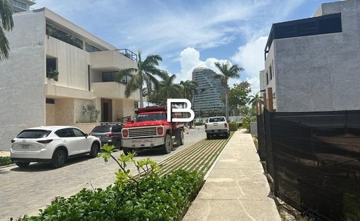 Land in Cancún, Quintana Roo, Mexiko 1