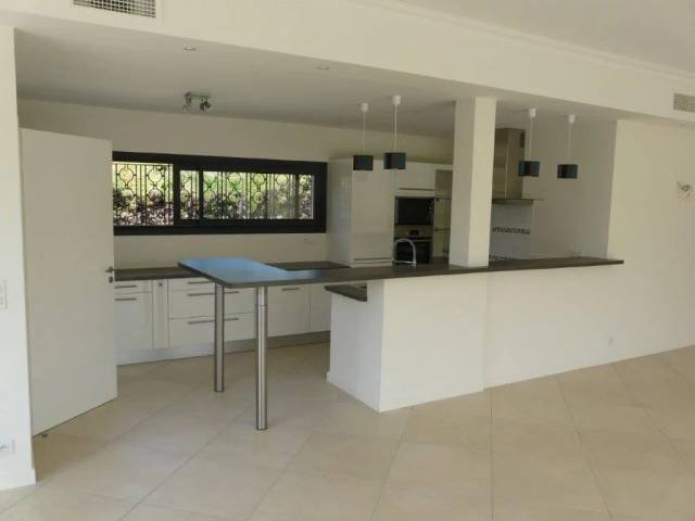 Villa en Mougins, Provenza-Alpes-Costa Azul, Francia 3 - 15503110