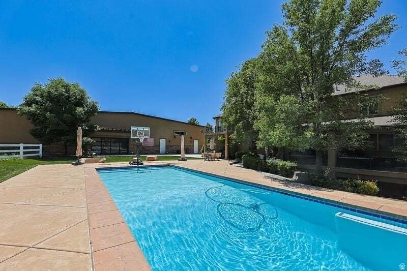 Casa en Cottonwood Heights, Utah, Estados Unidos 2 - 17135154