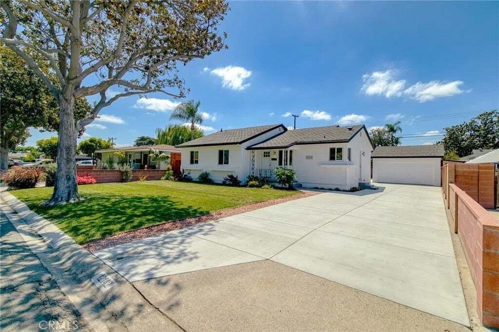 Condo in Garden Grove, California, United States 3 - 18670813
