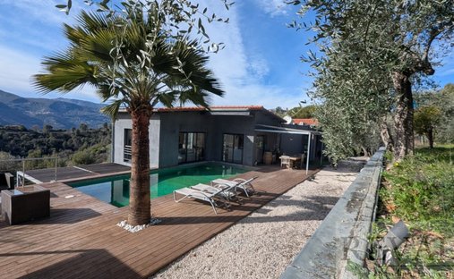 Villa en Castagniers, Provenza-Alpes-Costa Azul, Francia 1