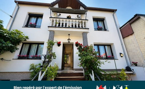 House in Mutuelle-Barbusse-Saint Rémy-Joliot Curie, Saint-Denis, France 1