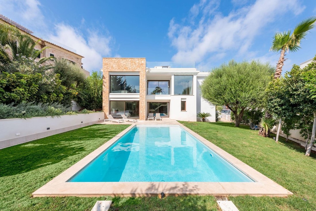 Villa in Santa Ponsa, Balearic Islands, Spain 1 - 18662768