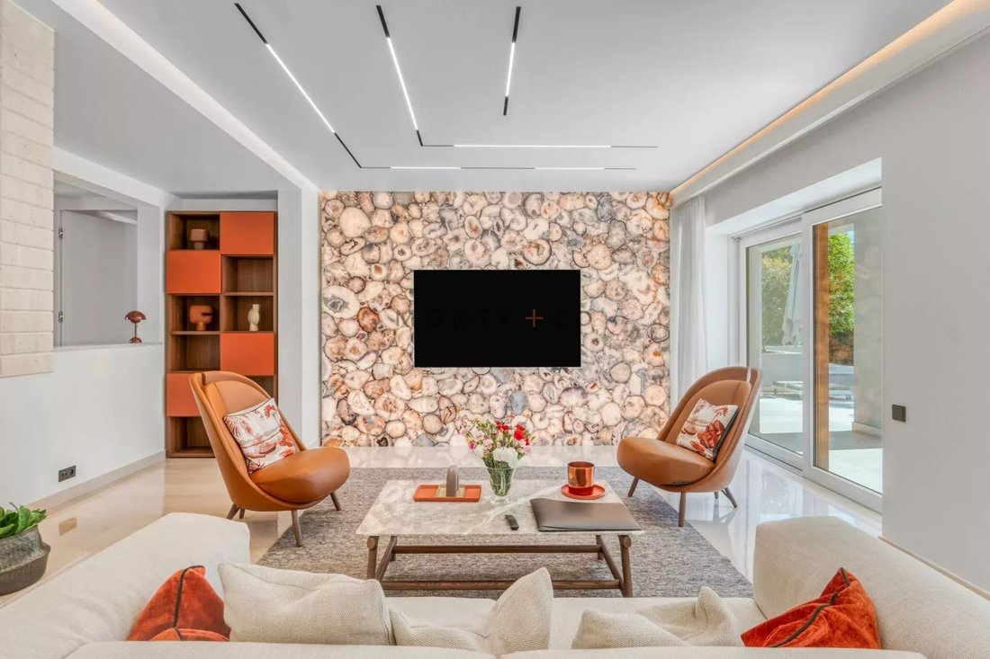 Villa in Saint-Jean-Cap-Ferrat, Provence-Alpes-Côte d'Azur, France 3 - 15654522