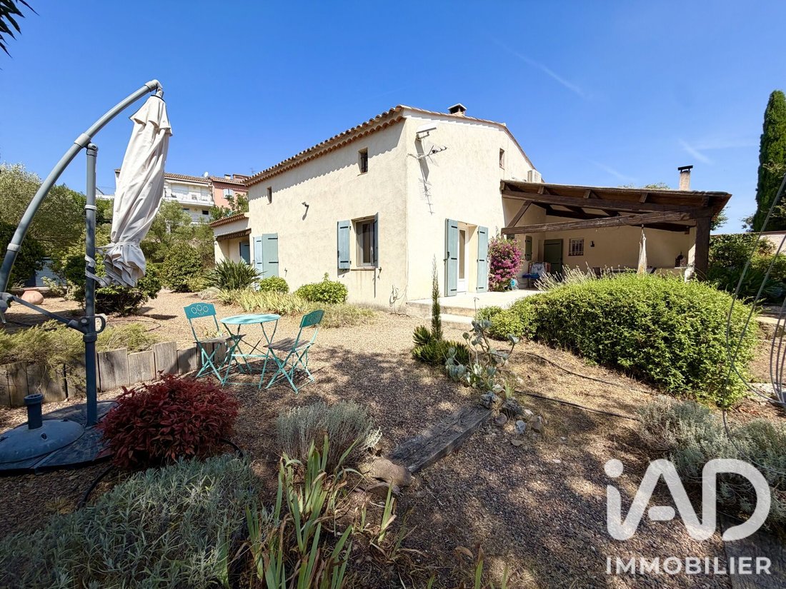 House in Ecarts, Roquebrune-sur-Argens, France 1 - 18668241