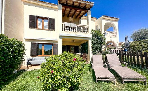 Townhouse in Santa Ponsa, Balearic Islands, Spain 1