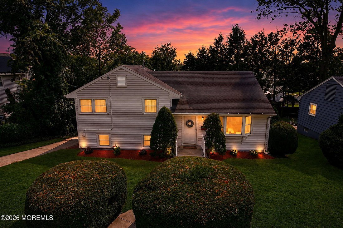 House in Metuchen, New Jersey, United States 2 - 18661879