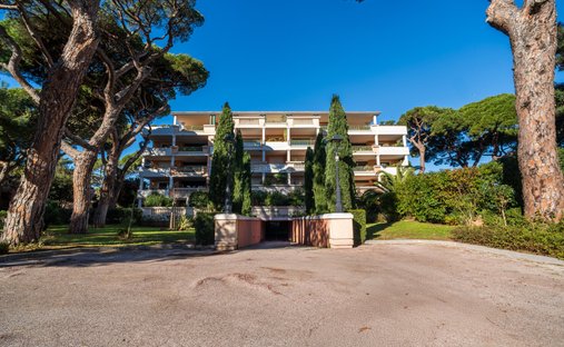 Wohnung in Hyères, Provence-Alpes-Côte d'Azur, Frankreich 1
