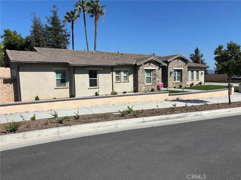 Condo in Glendora, California, United States 1 - 18667955