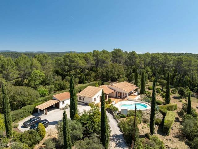 Villa in Entrecasteaux, Provence-Alpes-Côte d'Azur, France 3 - 17673532