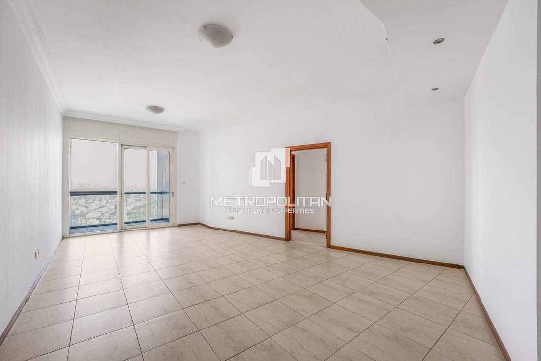 Apartment in JLT / Jumeirah Lakes Towers, Dubai, United Arab Emirates 2 - 18661095